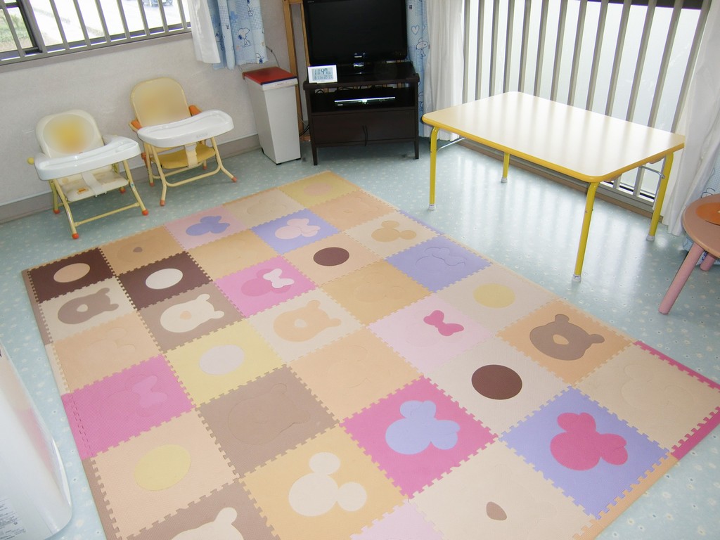 病児保育室 ピュア 保育室